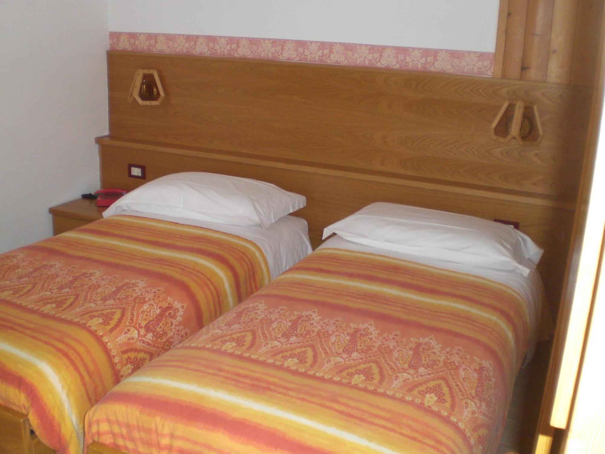 Hotel Edelweiss Passo del Tonale Eksteriør bilde