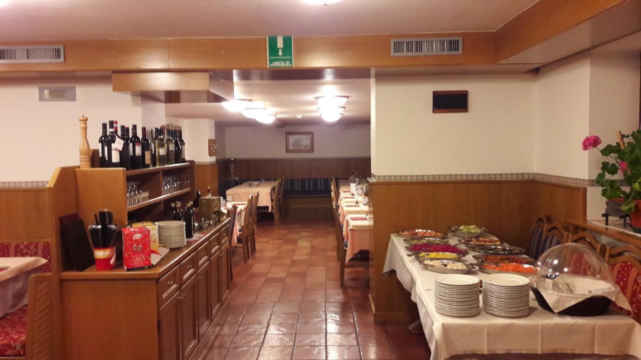Hotel Edelweiss Passo del Tonale Eksteriør bilde