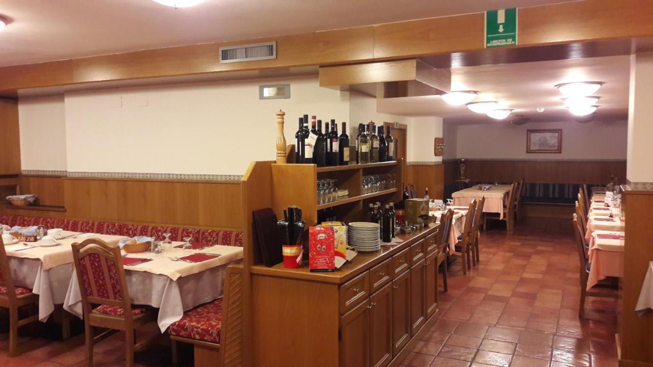 Hotel Edelweiss Passo del Tonale Eksteriør bilde